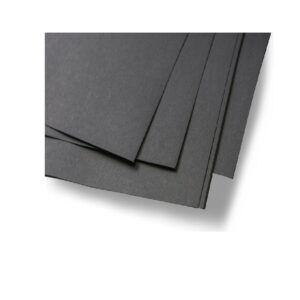 מארז בריסטולים A4 בצבע שחור 70 יח'