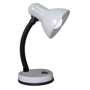 מנורת שולחן מעוצבת בצבע לבן