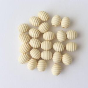 חרוזי עץ טבעי 17*15 מ"מ 24 יח'